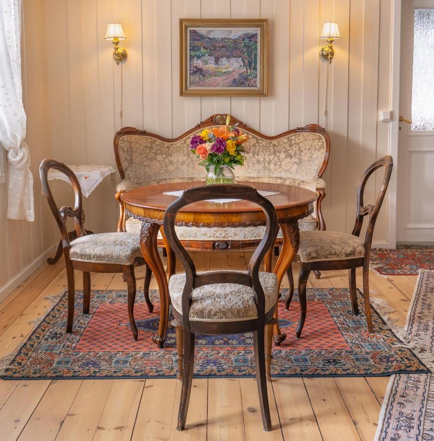 Borgund Husum Hotel מראה חיצוני תמונה